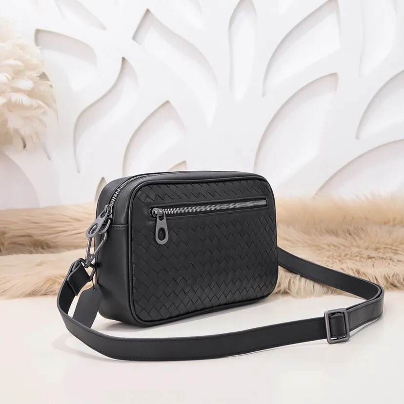 All categories 💚 Top version men’s bags 💚 BV 2024 new BV crossbody bag